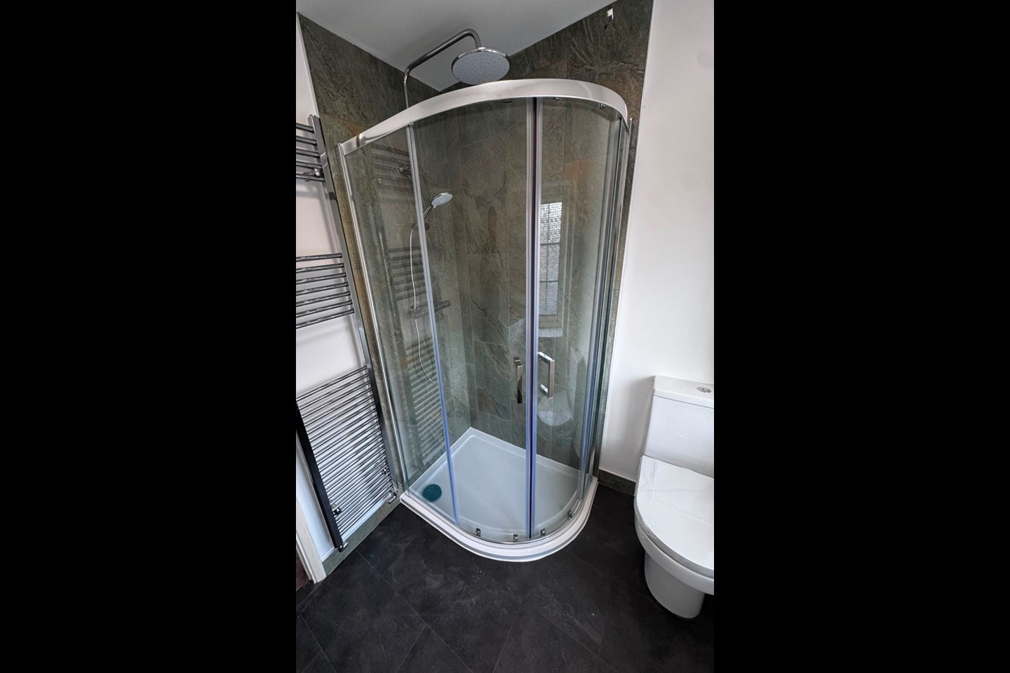 3 Bed End Terrace, Harrow Court, RG1