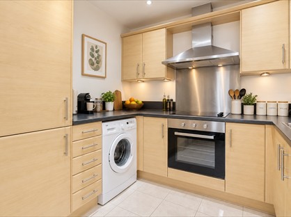 2 Bed Flat, Portland Place, DA9