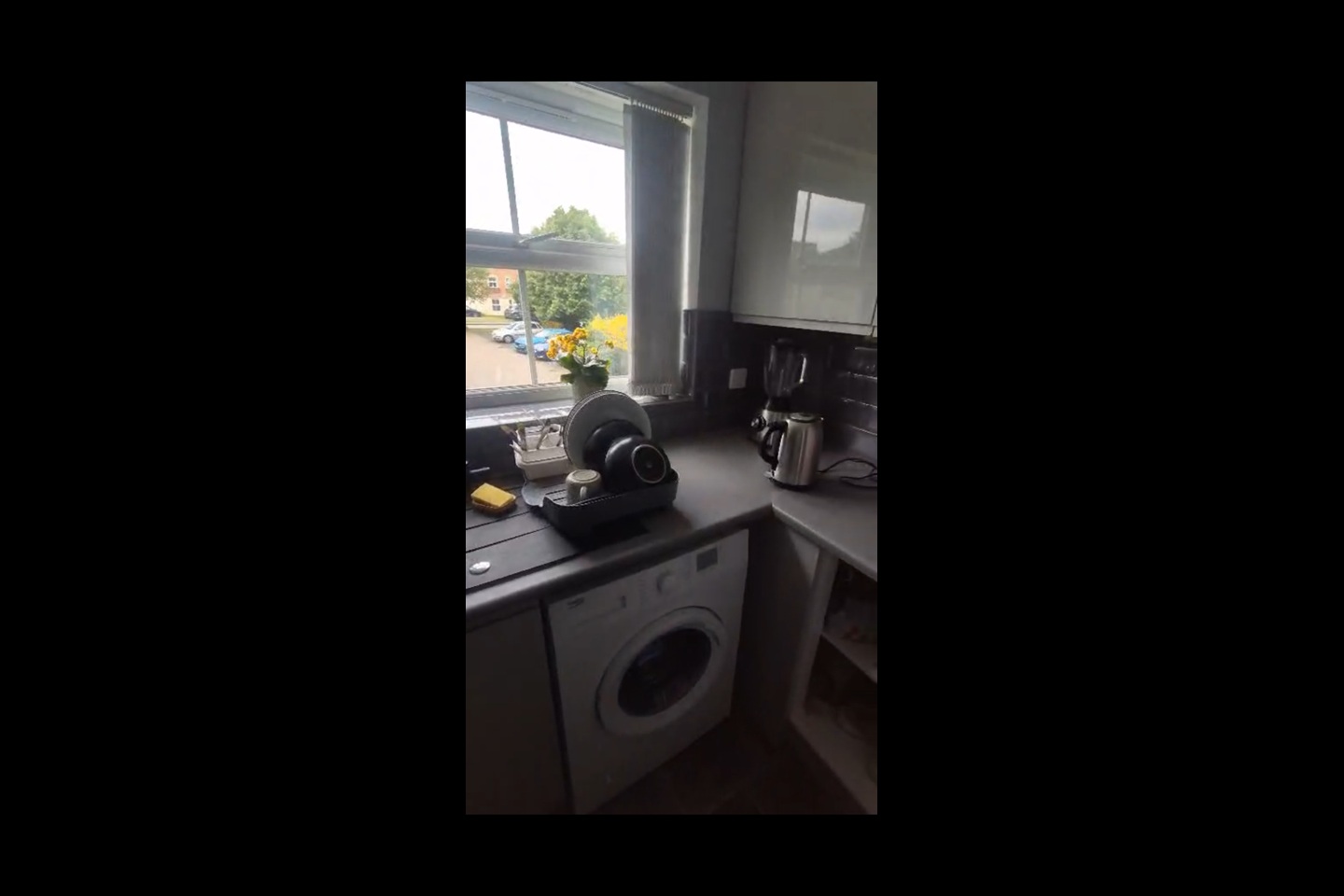 2 Bed Flat, Drapers Fields, CV1 photo 4
