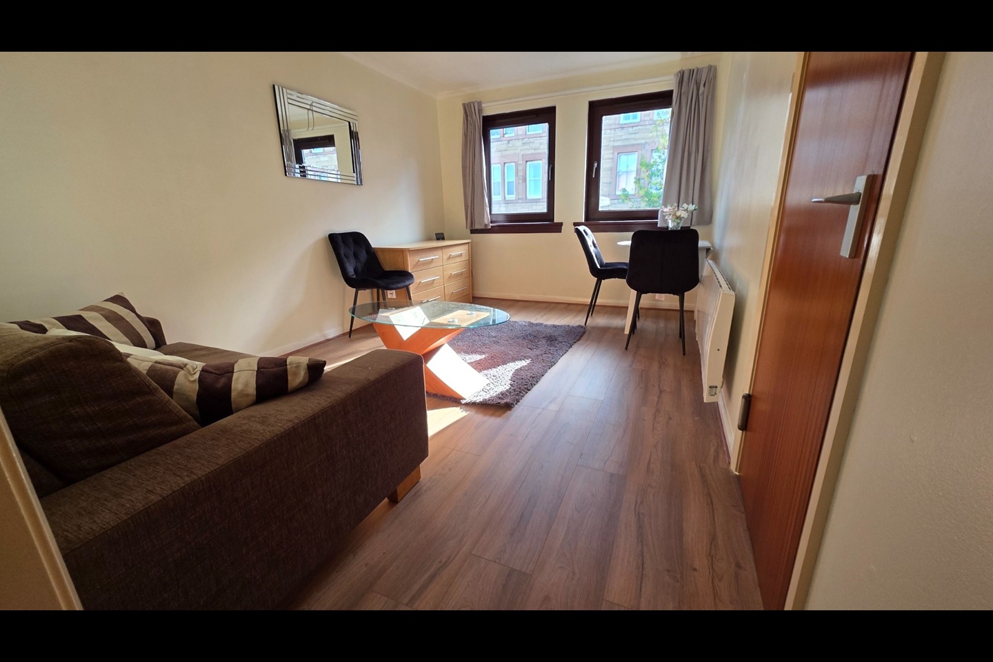 1 Bed Flat, Bryson Road, EH11 photo 4