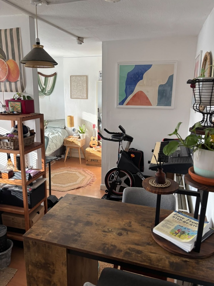 London - Studio Flat, Brockley Road, SE4 - To Rent Now for £1,295.00 p/m
