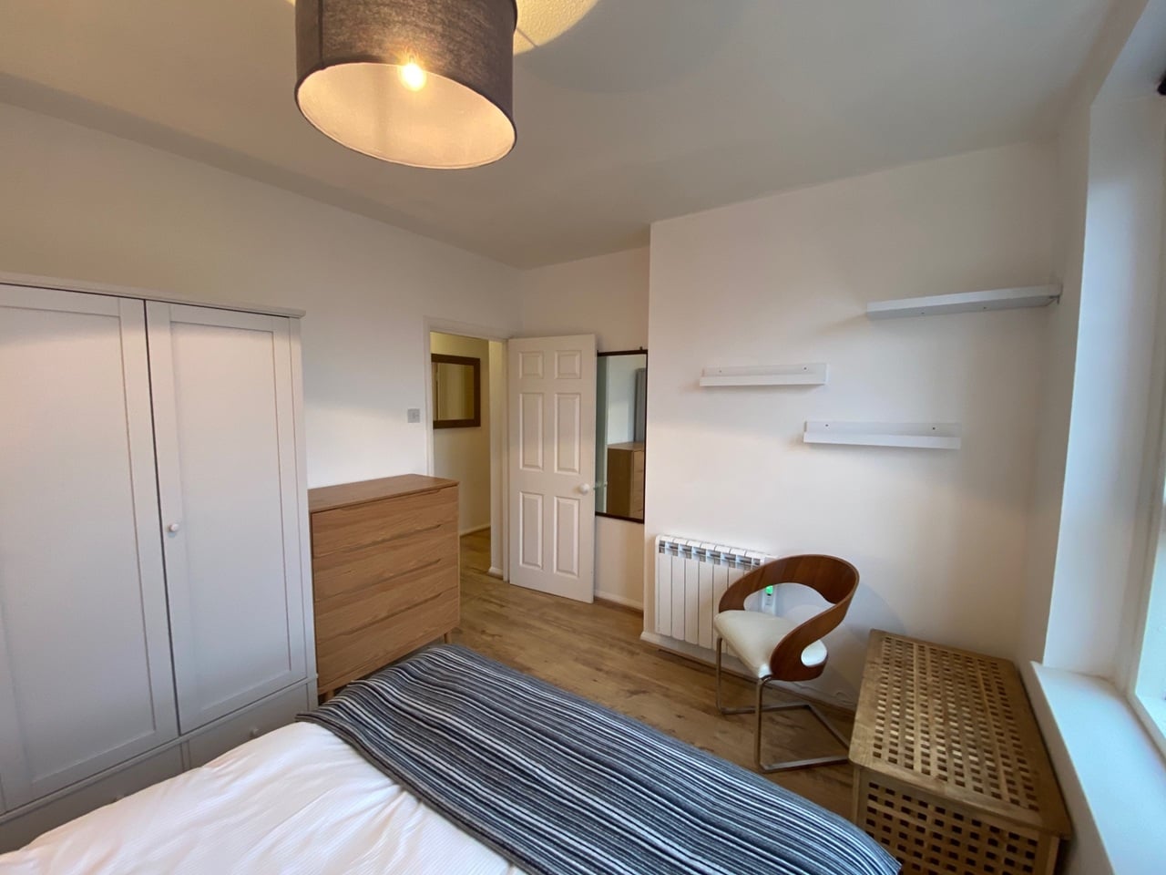 2 Bed Flat, Wilmot St, E2 photo 4