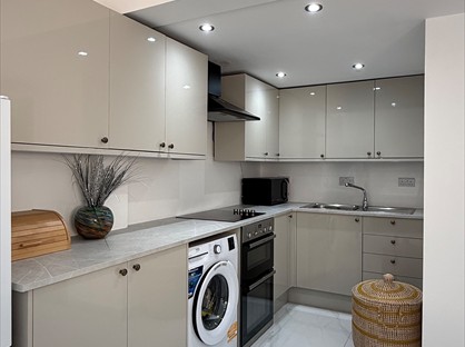 Room in a Shared House, Windermere Avenue, SW19