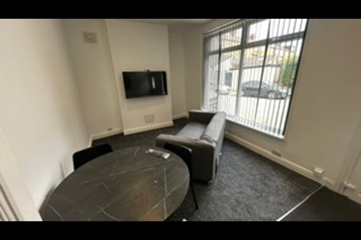 3 Bed End Terrace, Monks Road, CV1 photo 5
