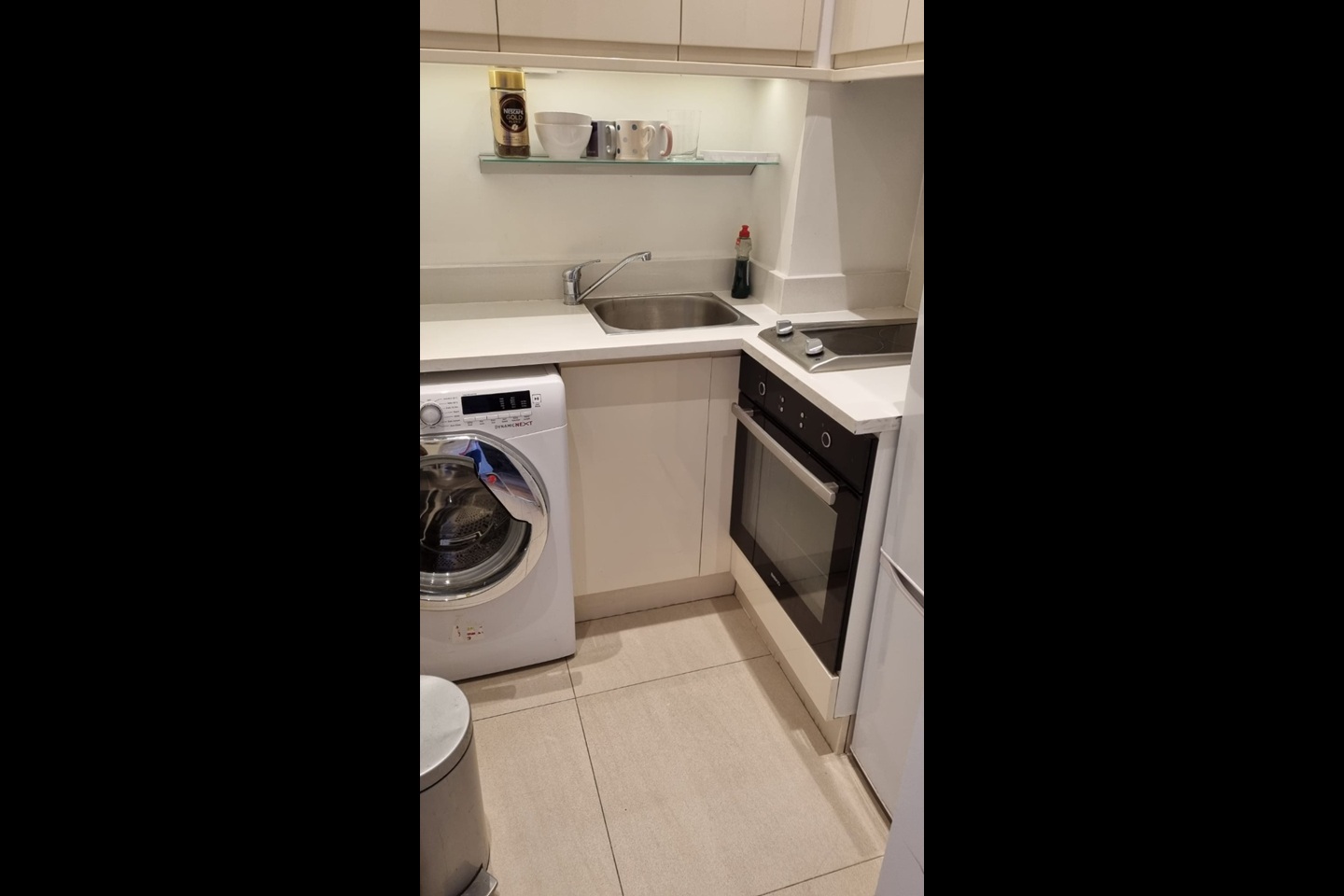 1 Bed Flat, Queensway, W2 photo 3