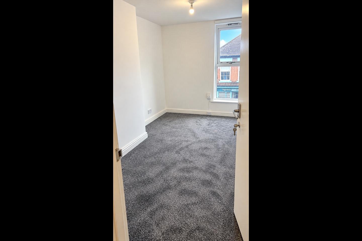 2 Bed Flat, London Road, S2 photo 2