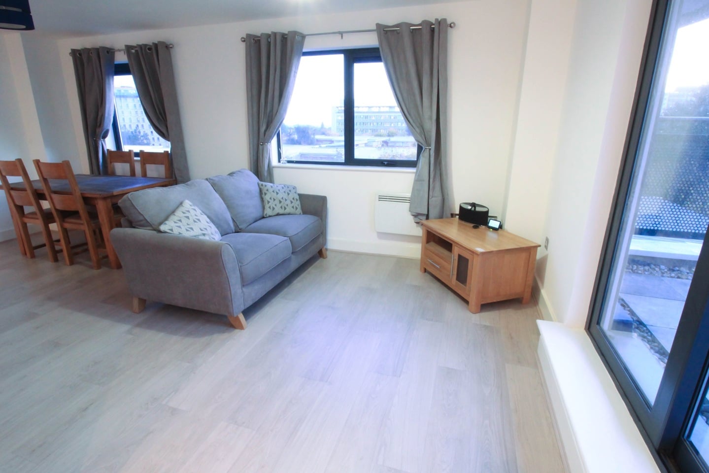2 Bed Flat, Regal Court, B15
