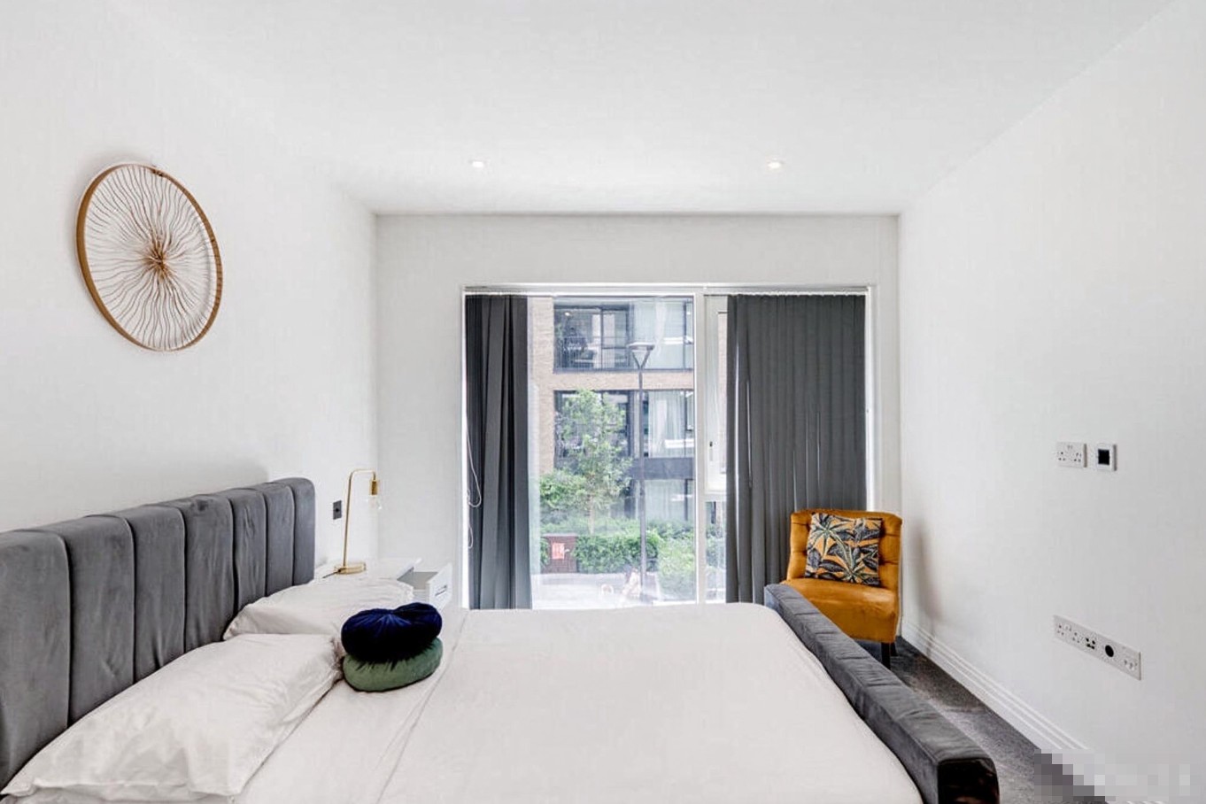 1 Bed Flat, Westwood Building, SW6 photo 5