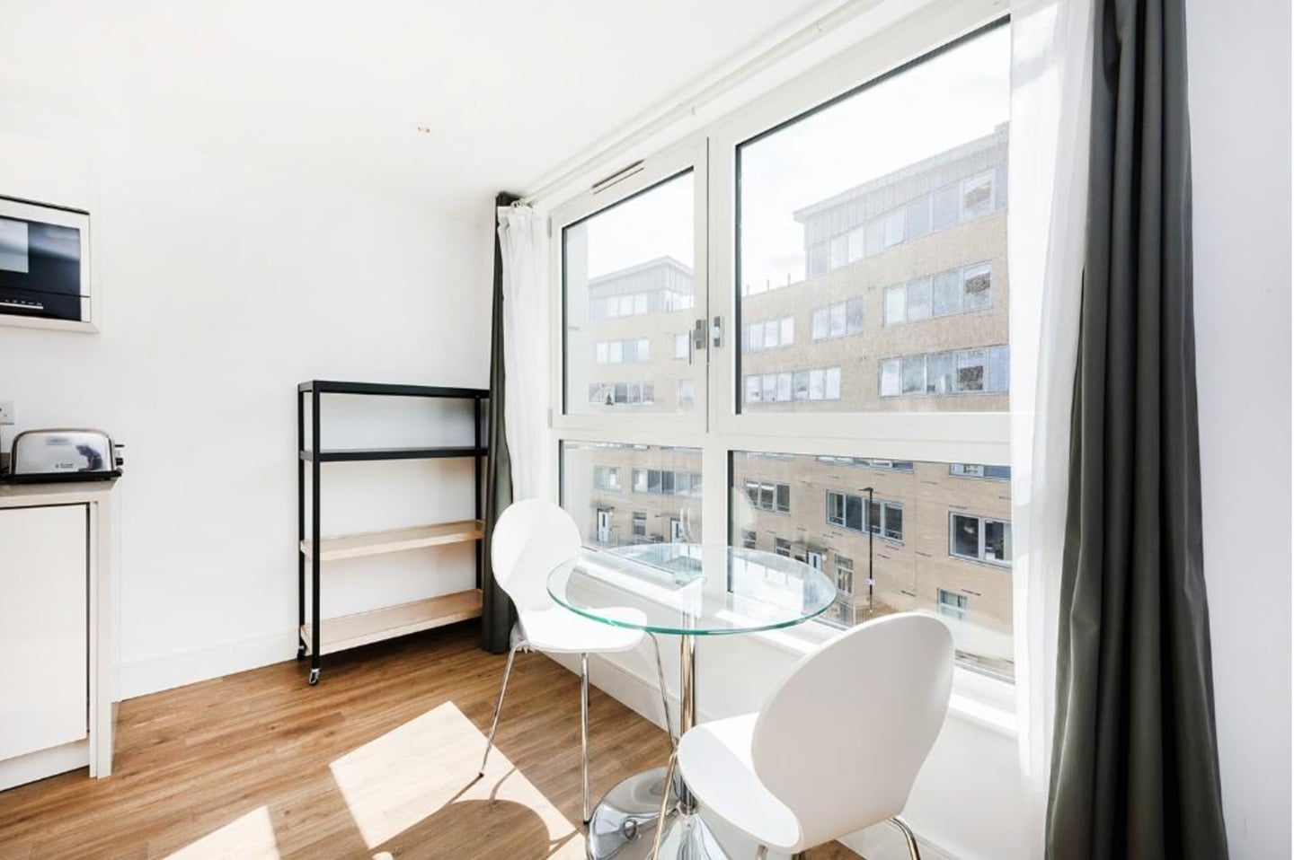 Studio Flat, Queensland Road, N7 photo 5