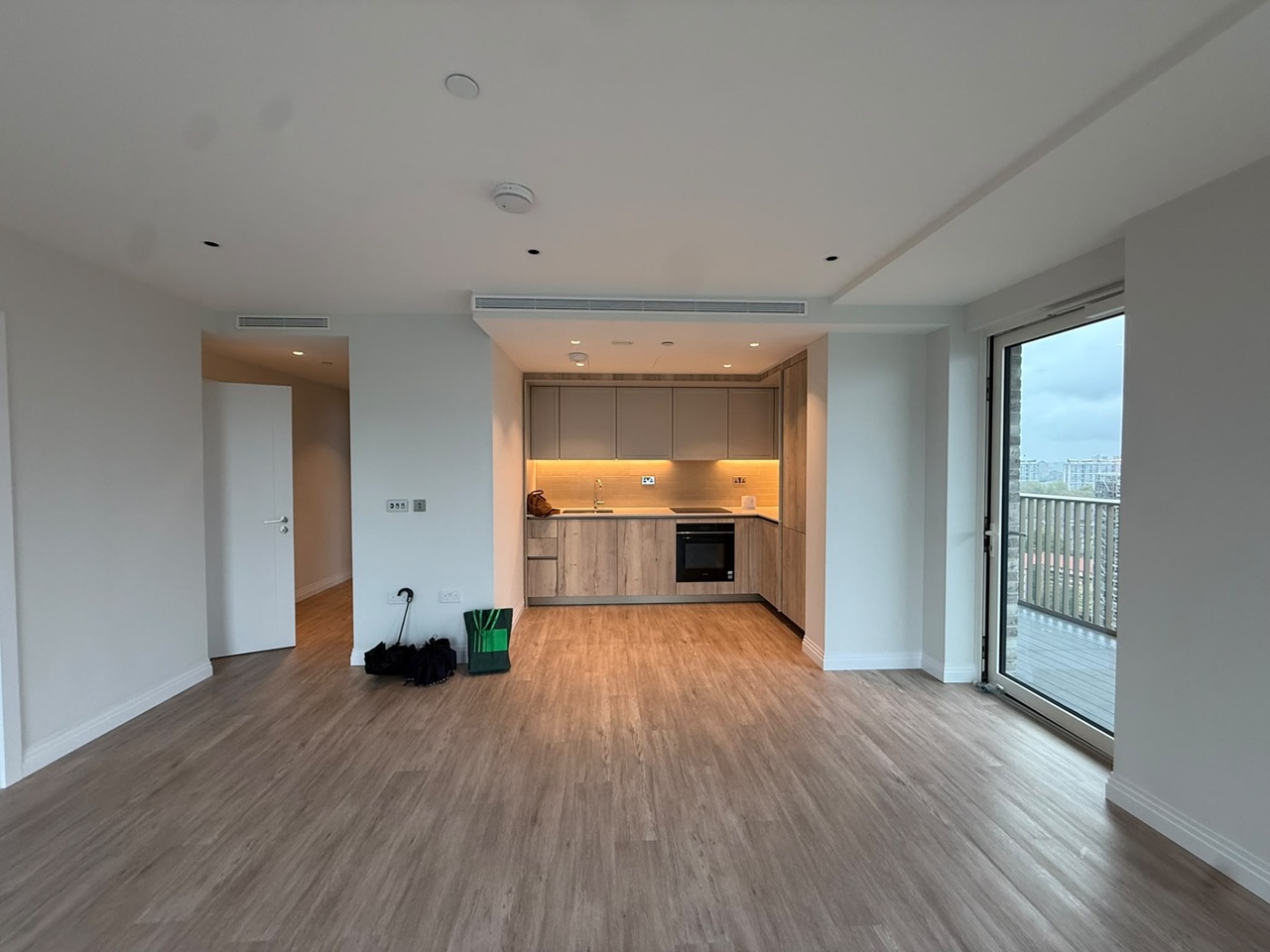 2 Bed Flat, Gasholder Place, SE11 photo 4
