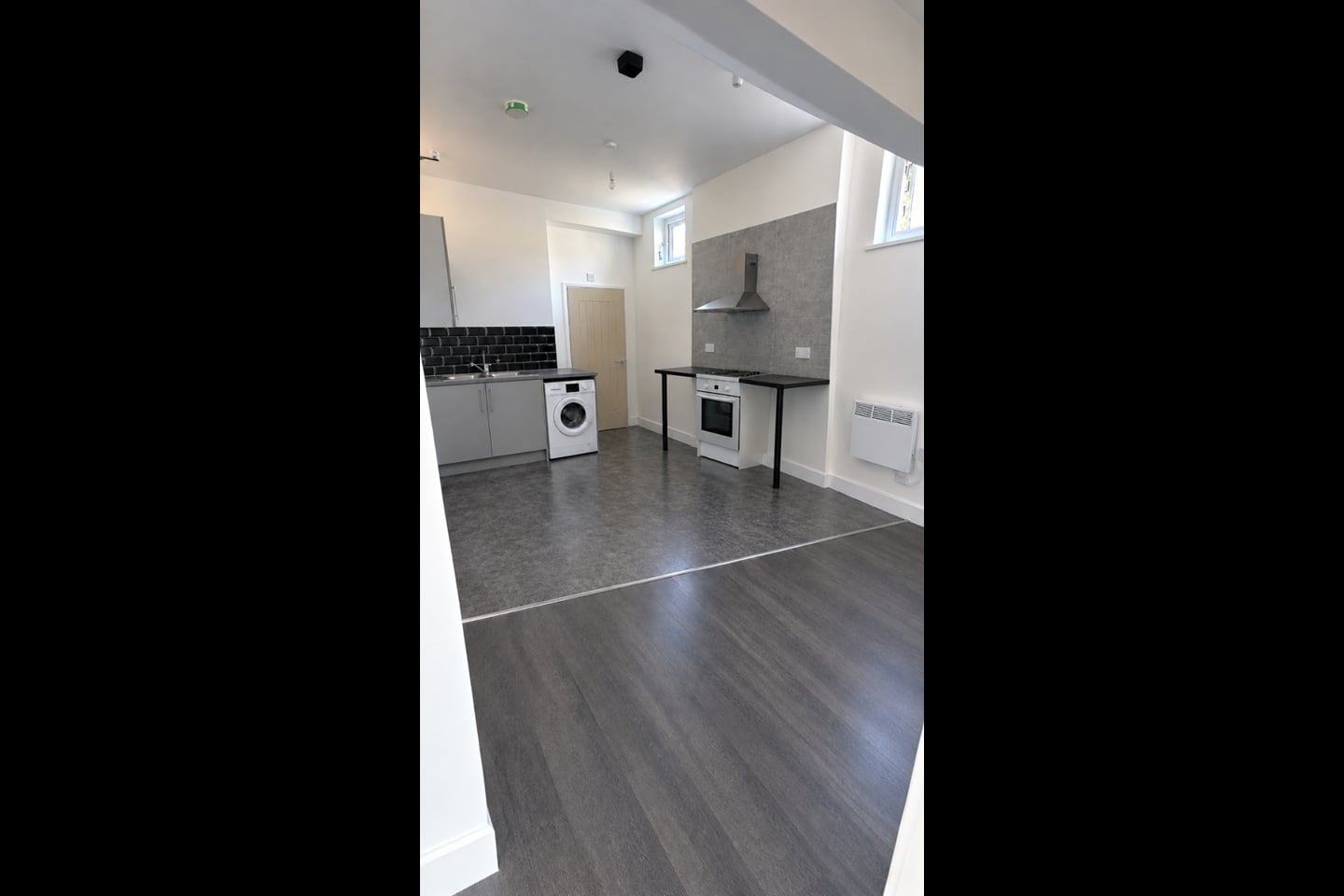 1 Bed Flat, Ruthin Gardens, CF24