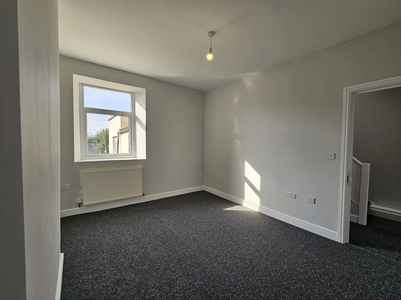 4 Bed Flat, Staple Hill, BS16 photo 2