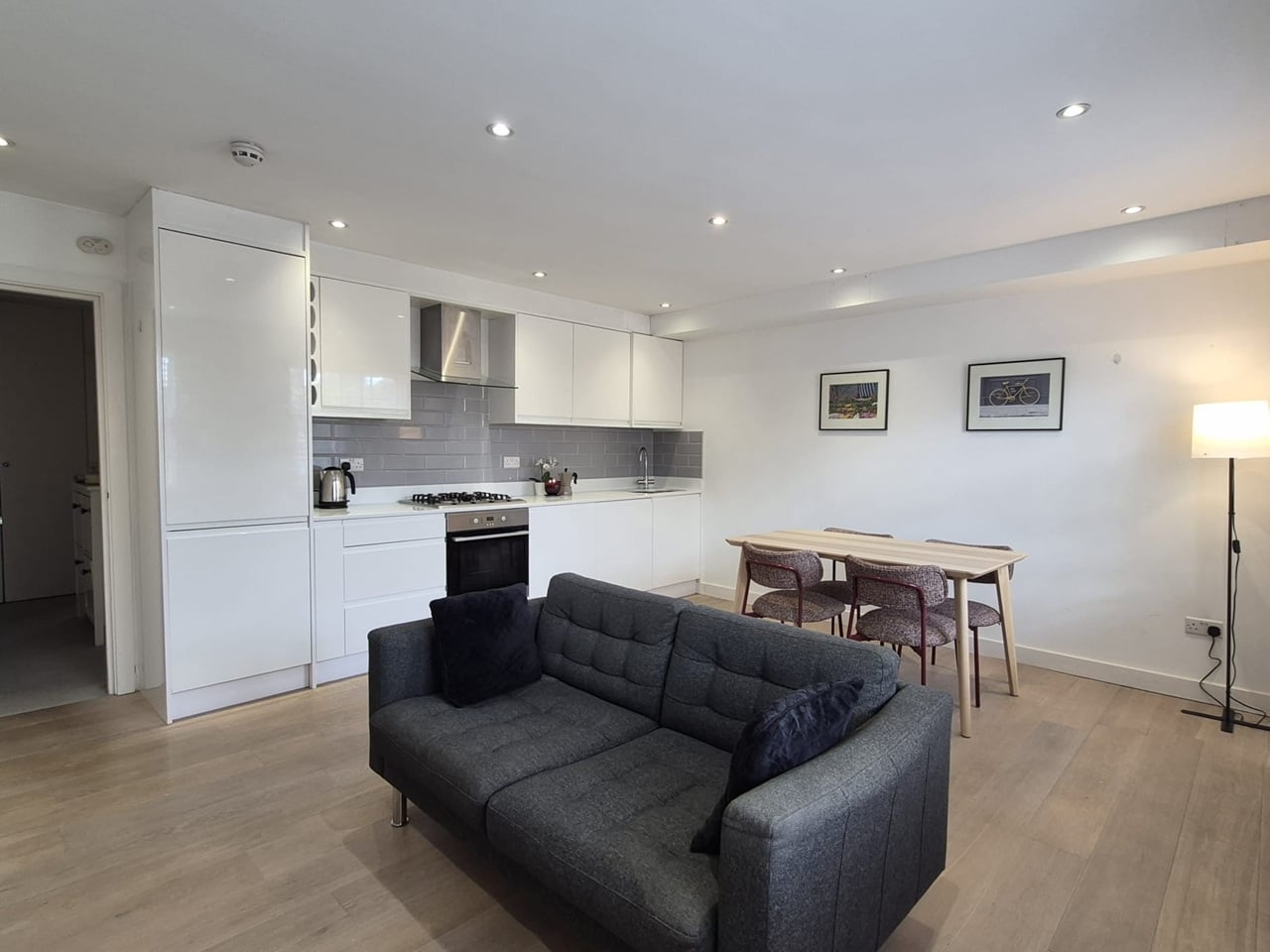 1 Bed Flat, Kennington Road, SE11 photo 5