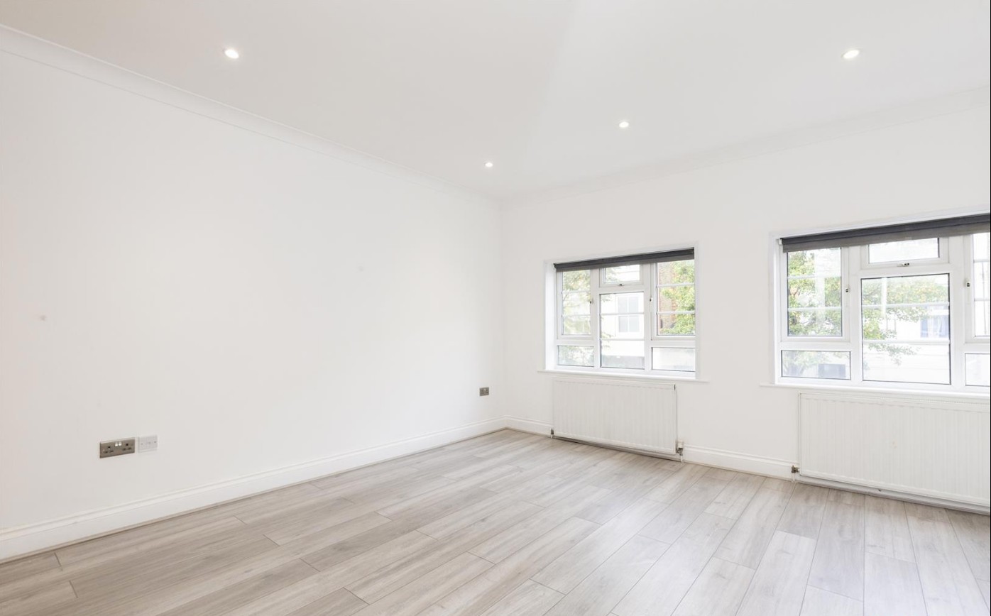 1 Bed Flat, Hercules St, N7 photo 2