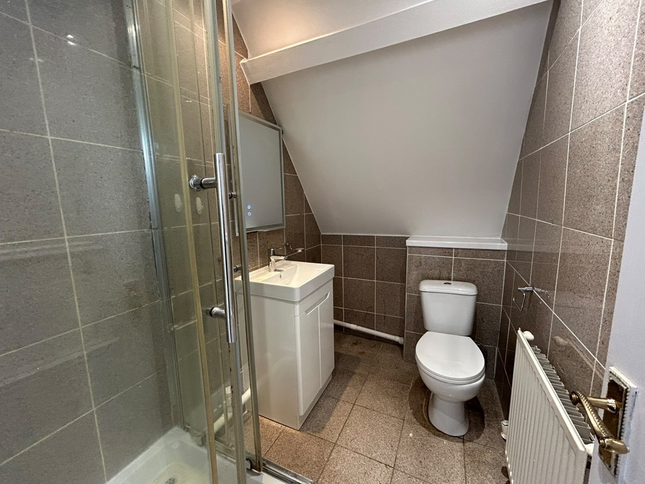 1 Bed Flat, Gordon Road, CF24 photo 4