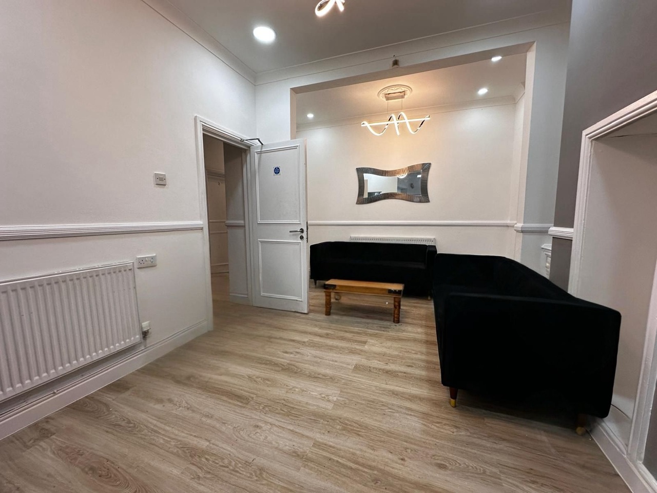 7 Bed Flat, Richmond Road, CF24 photo 3