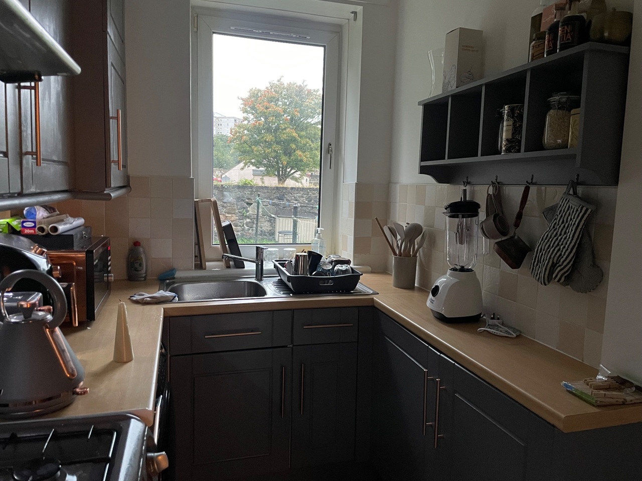 Room in a Shared Flat, Loganlea Drive, EH7 photo 2