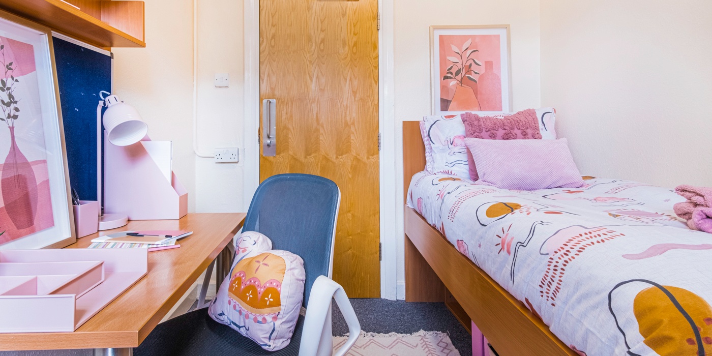 Room in a Shared House, Park Village East, NW1