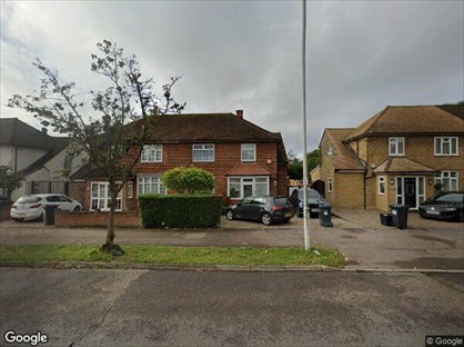 3 Bed Semi-Detached House, Manford Way, IG7