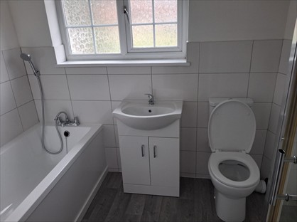 3 Bed End Terrace, Bridgeway, MK13