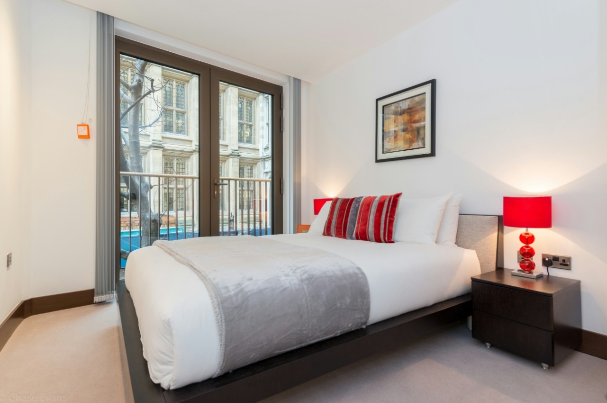 2 Bed Flat, Fetter Lane, EC4A photo 3