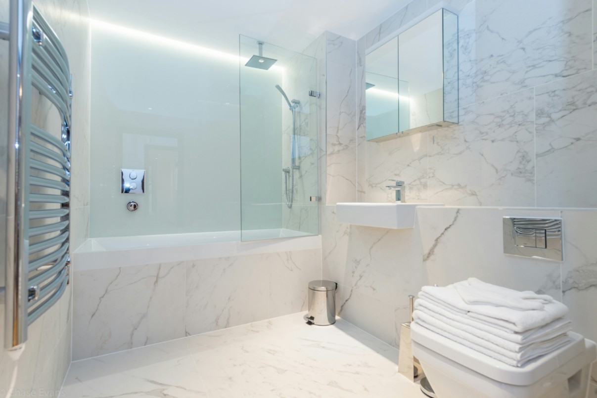 2 Bed Flat, Fetter Lane, EC4A photo 5