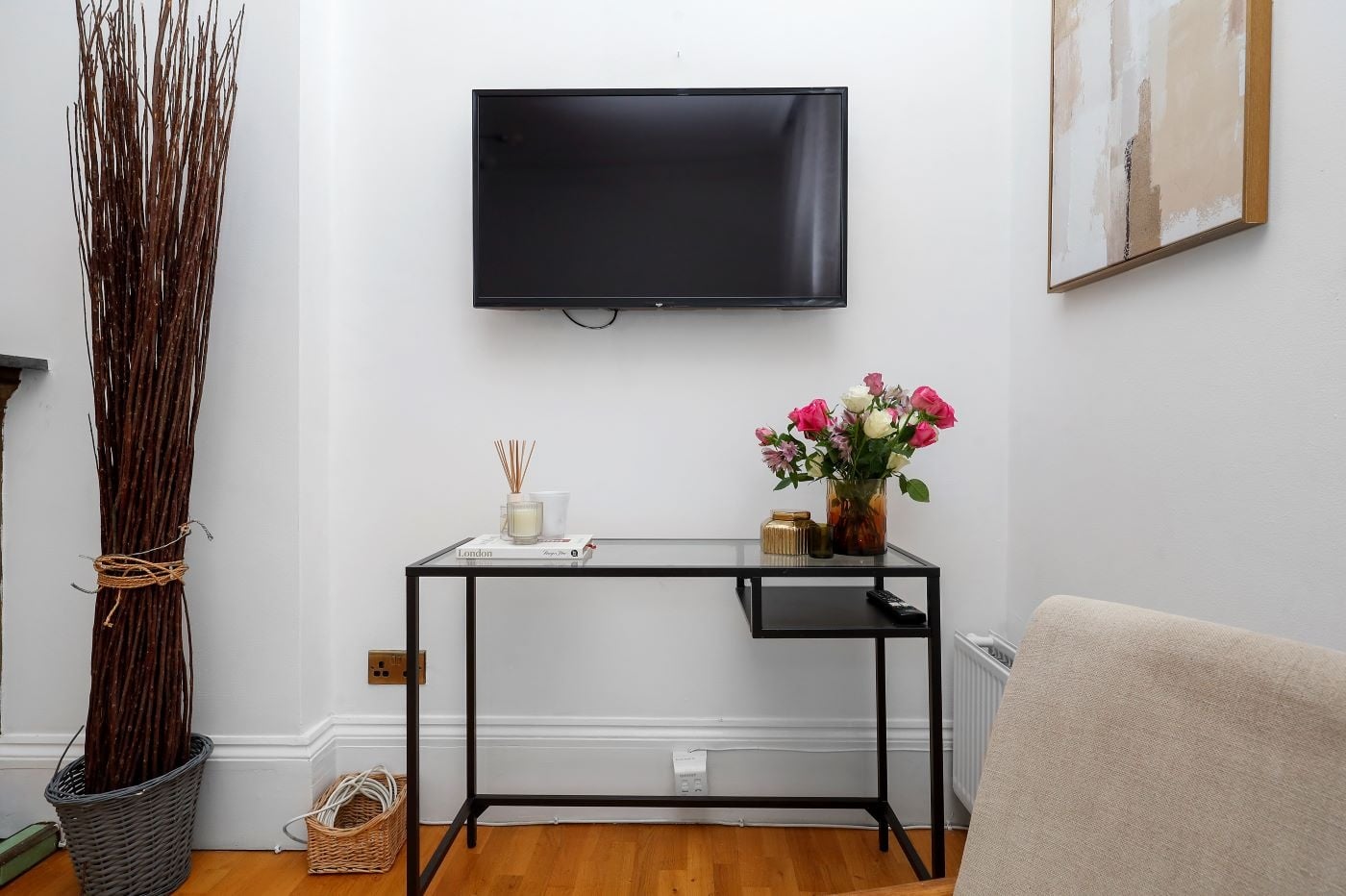 1 Bed Flat, Cheniston Gardens, W8 photo 5