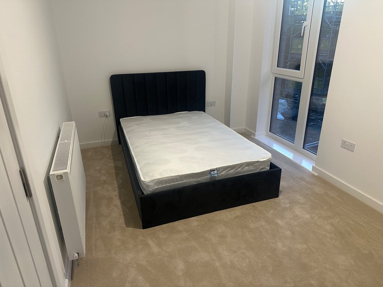 Room in a Shared House, Christie Road, M32