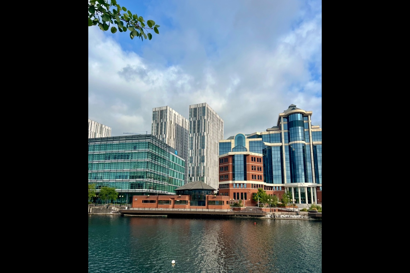 1 Bed Flat, Michigan Point Tower A, M50