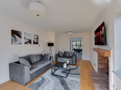 5 Bed Detached House, Plantation Place, MK5