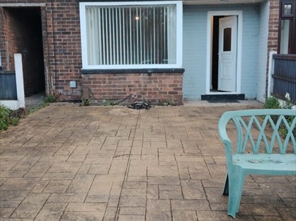 3 Bed Semi-Detached House, Stoneyside Avenue, M28