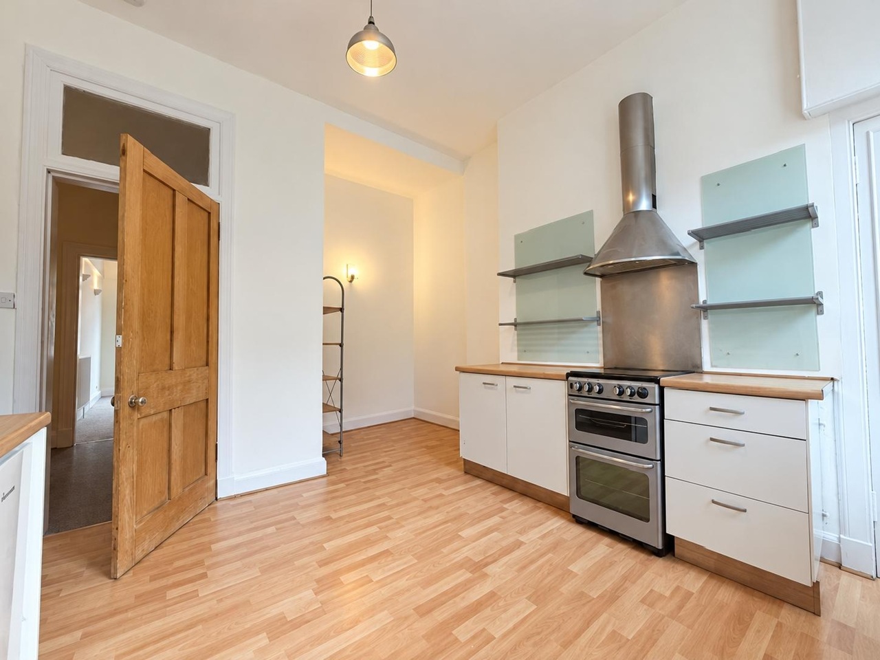 2 Bed Flat, Cartvale Rd, G42 photo 2