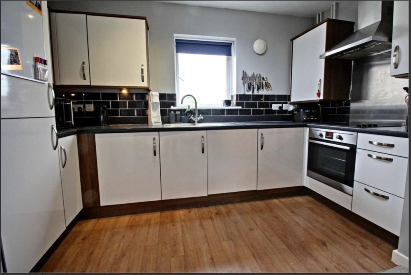 2 Bed Flat, Chieftain Way, CB4 photo 2