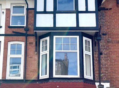 2 Bed Flat, North Marine Road, YO12