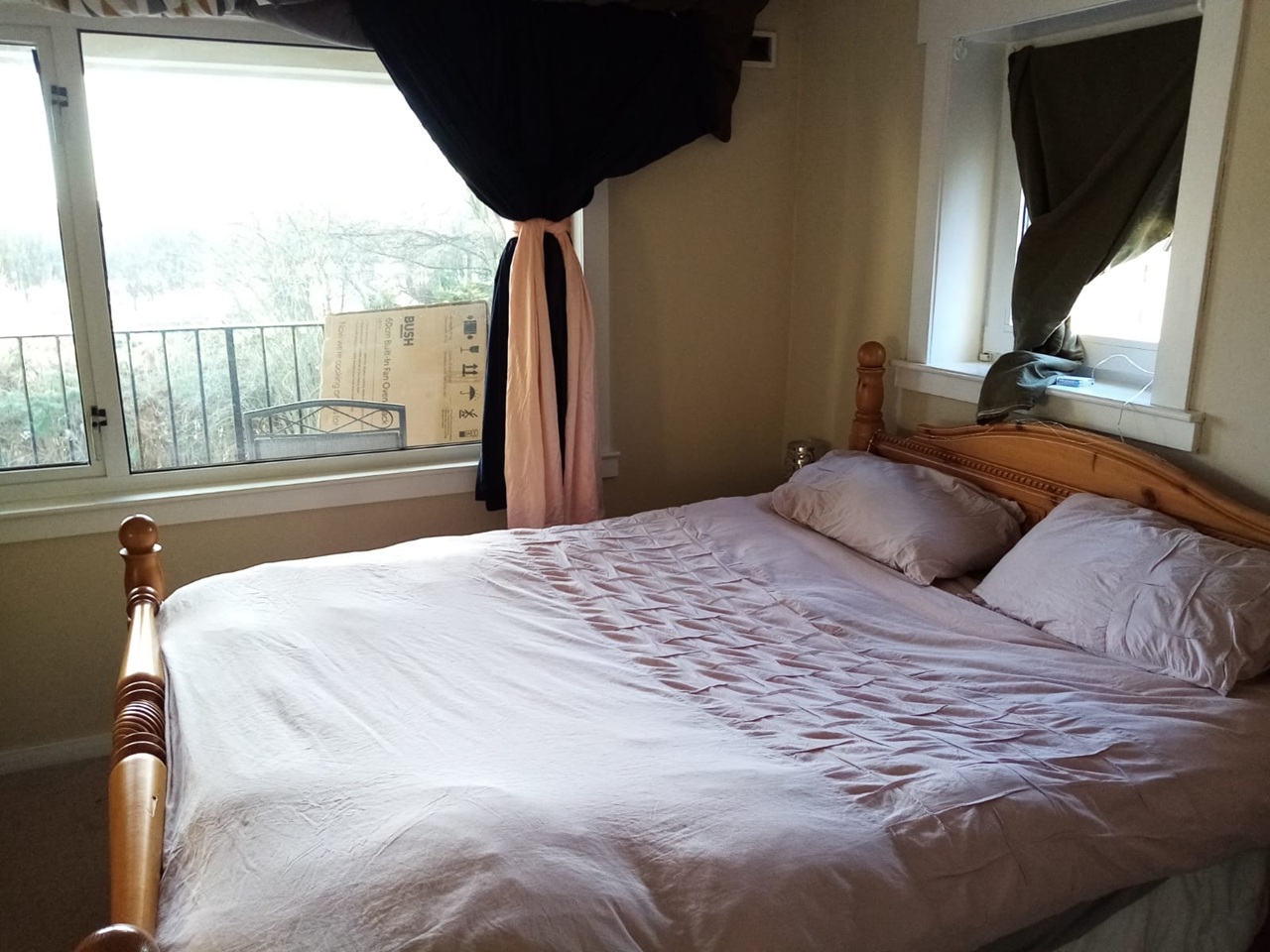 2 Bed Flat, Meadowfield Gardens, EH8