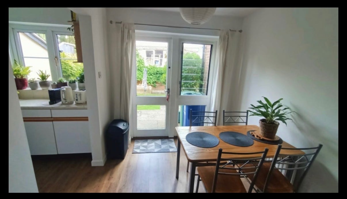 Room in a Shared House, New High Street, OX3