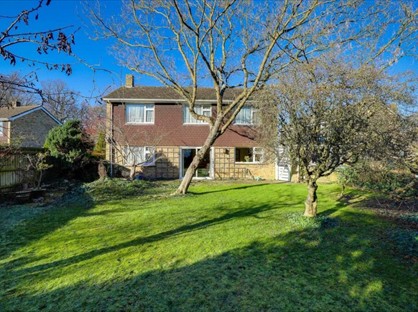 3 Bed Detached House, Autumn Close Emmer Green, RG4