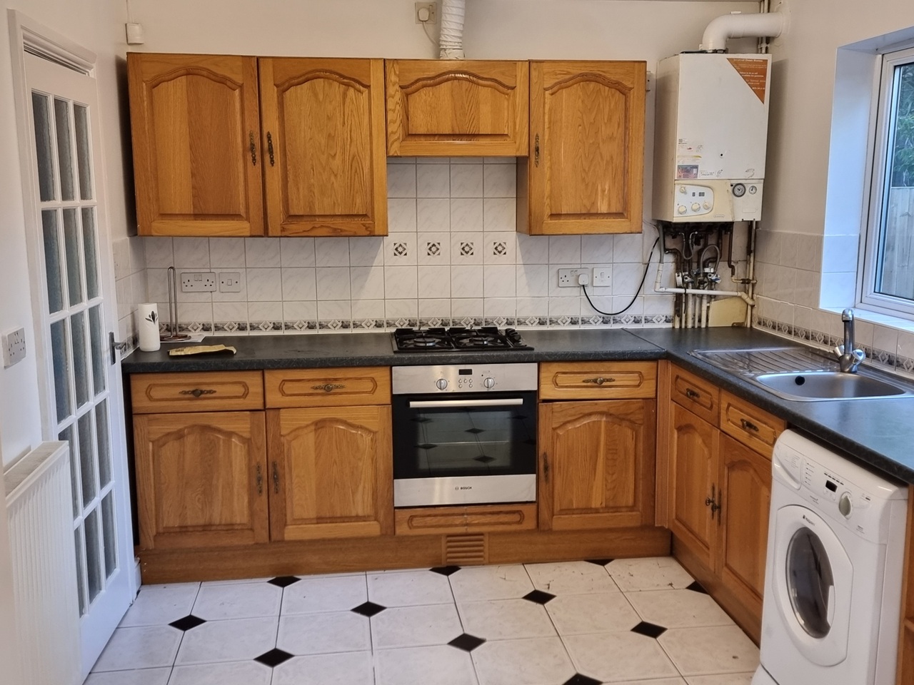 3 Bed Semi-Detached House, Yew Croft Avenue, B17