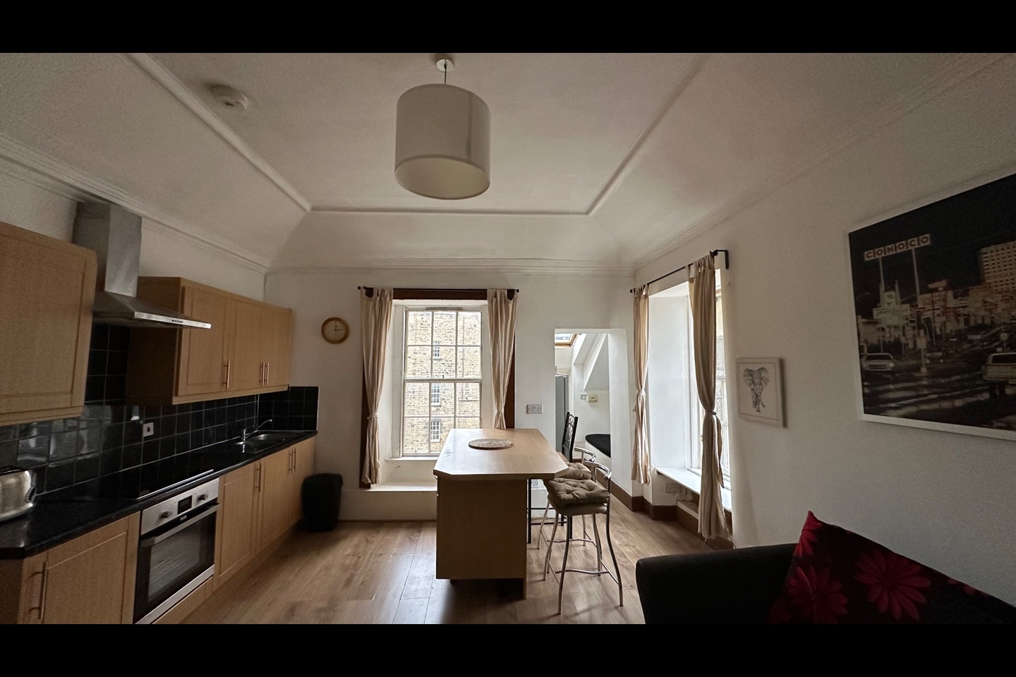 3 Bed Flat, Shandwick Place, EH2 photo 2
