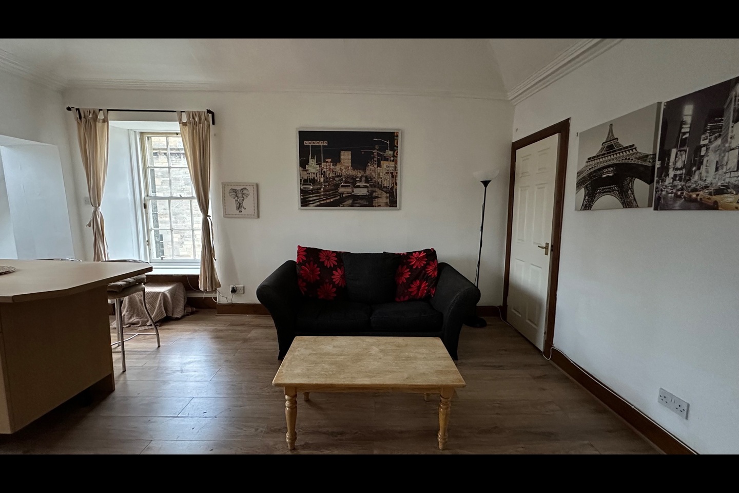 3 Bed Flat, Shandwick Place, EH2 photo 4