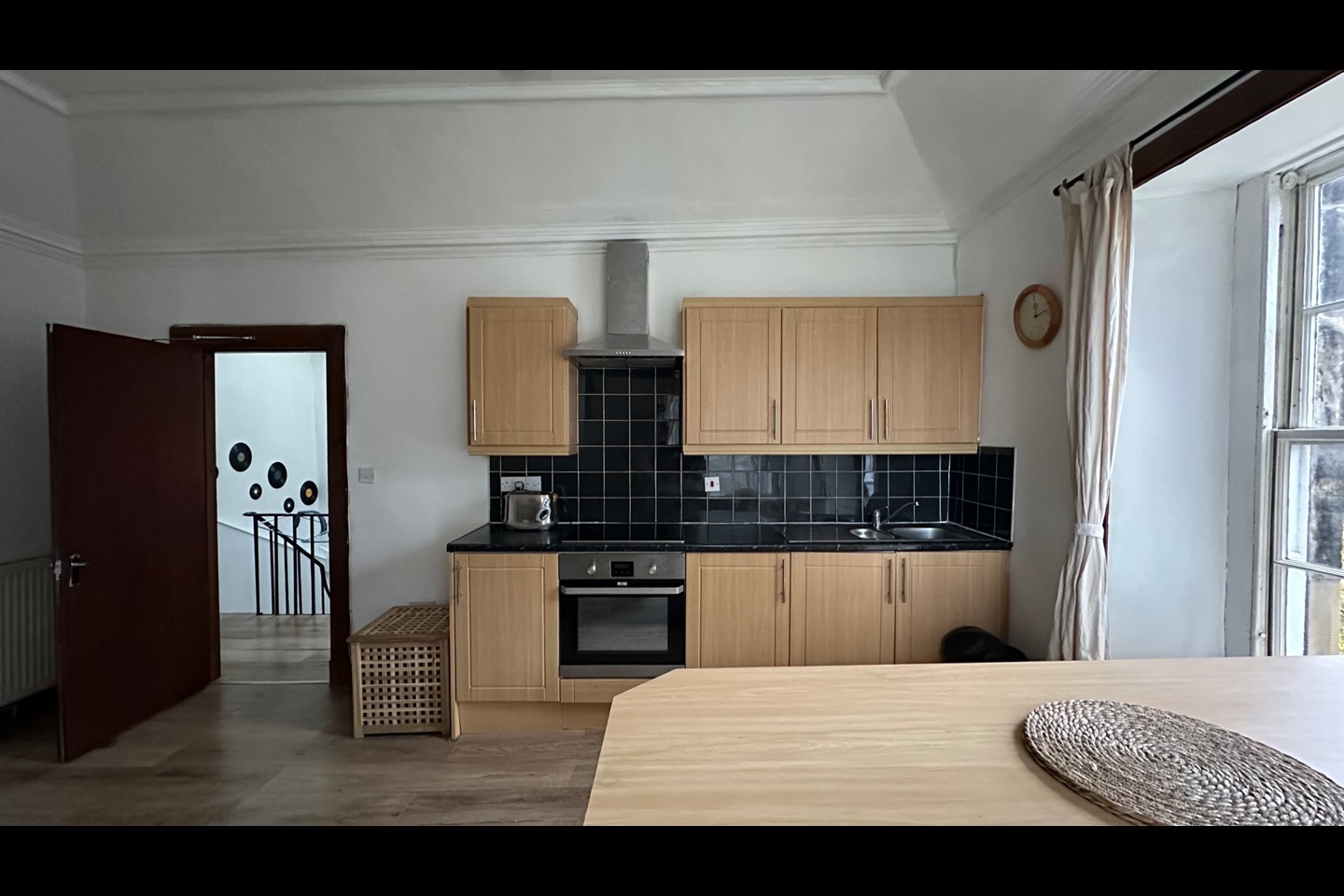 3 Bed Flat, Shandwick Place, EH2 photo 5
