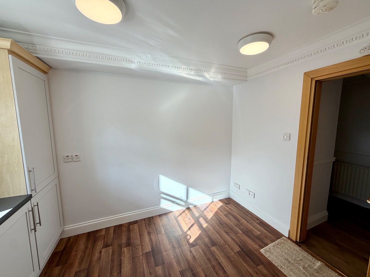 3 Bed Flat, Cleveland Gardens, W2 photo 2
