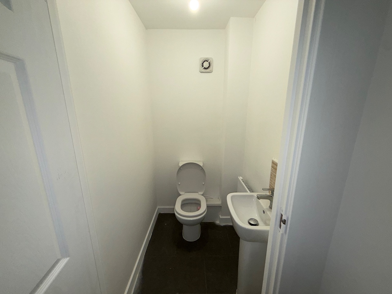 3 Bed Semi-Detached House, Owens Road, CV6