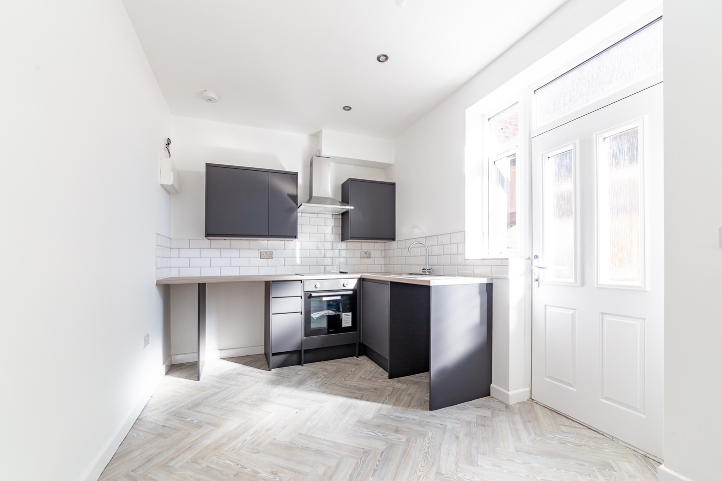 1 Bed Flat, Liverpool St, M6 photo 3