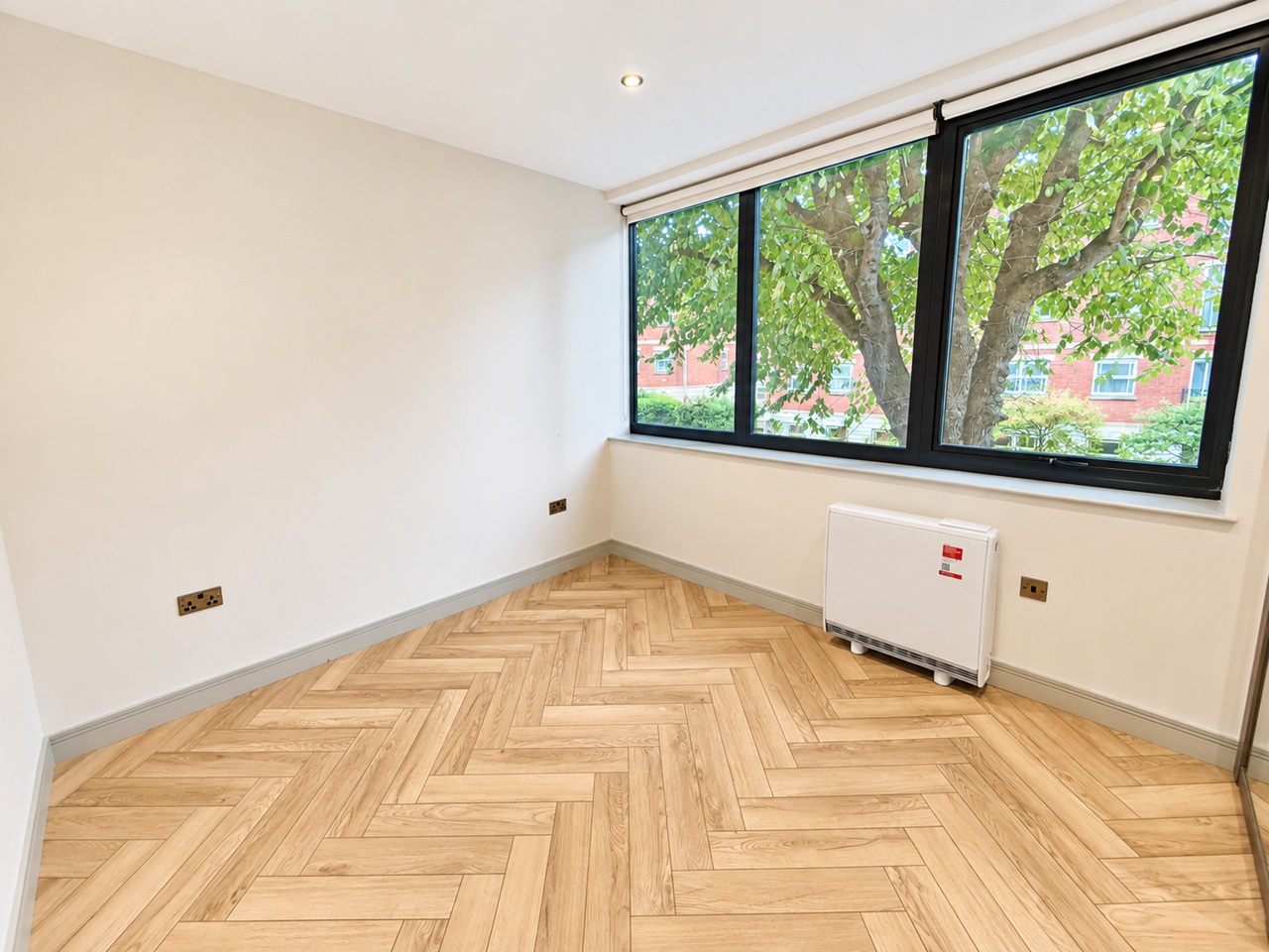 1 Bed Flat, Spitfire House, BN3 photo 4