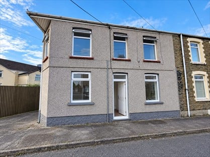 1 Bed Flat, Clifford St, SA11