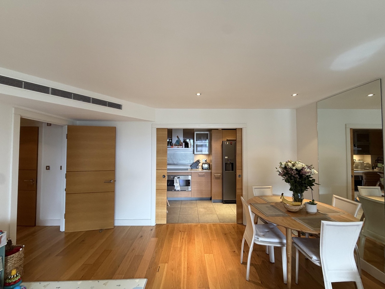 2 Bed Flat, Fountain House, SW6 photo 4