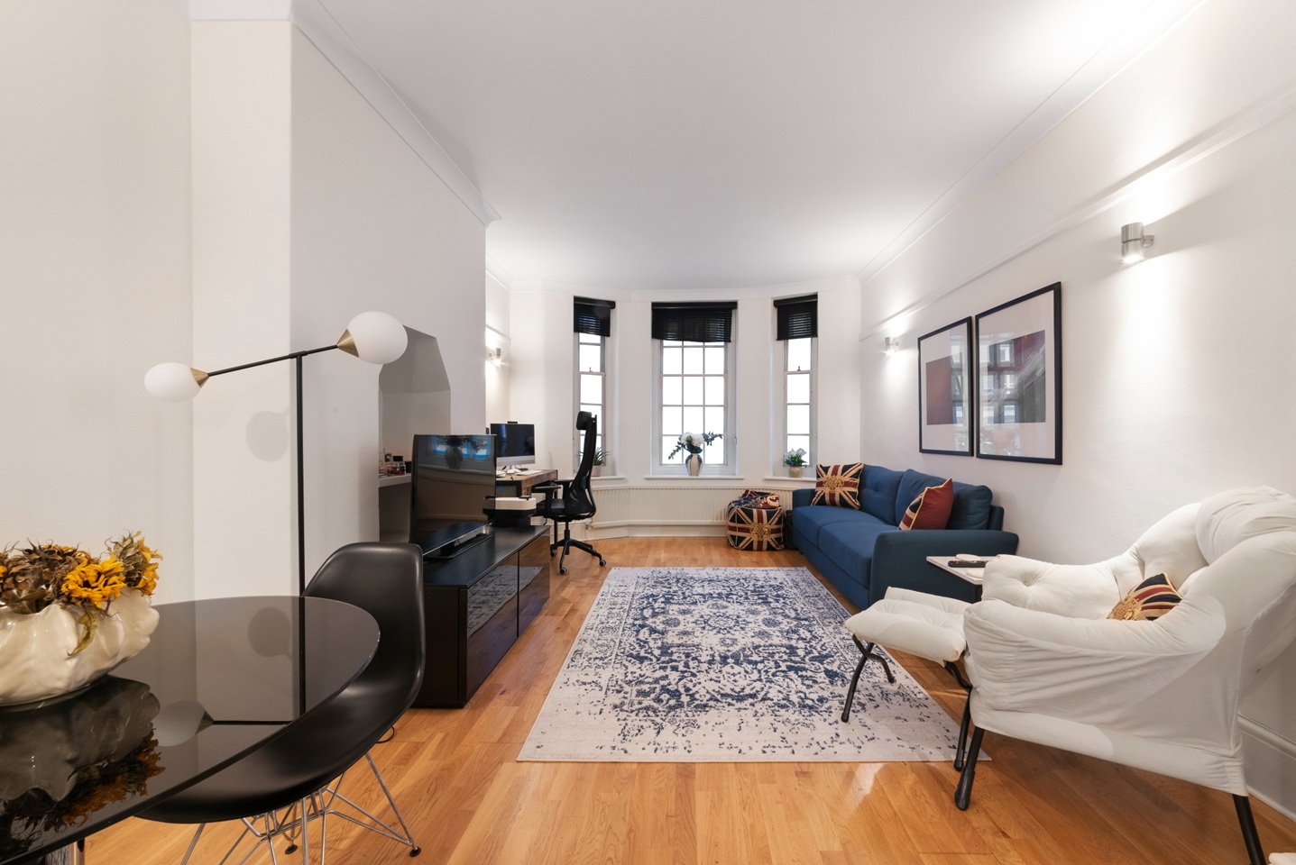 1 Bed Flat, Garrick House, W1J photo 4