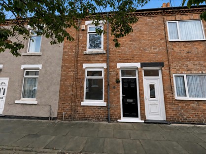 2 Bed Terraced House, Oaklands Terrace, DL3