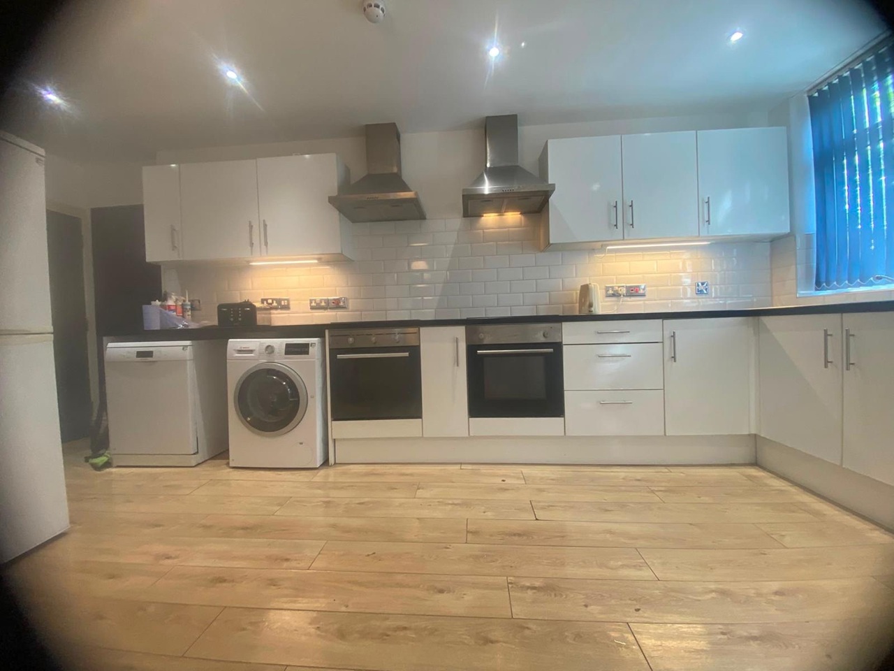 6 Bed Terraced House, Weaste Lane, M5